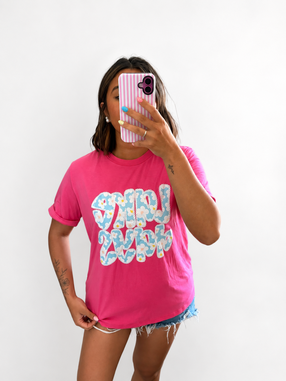 Lake days graphic tee