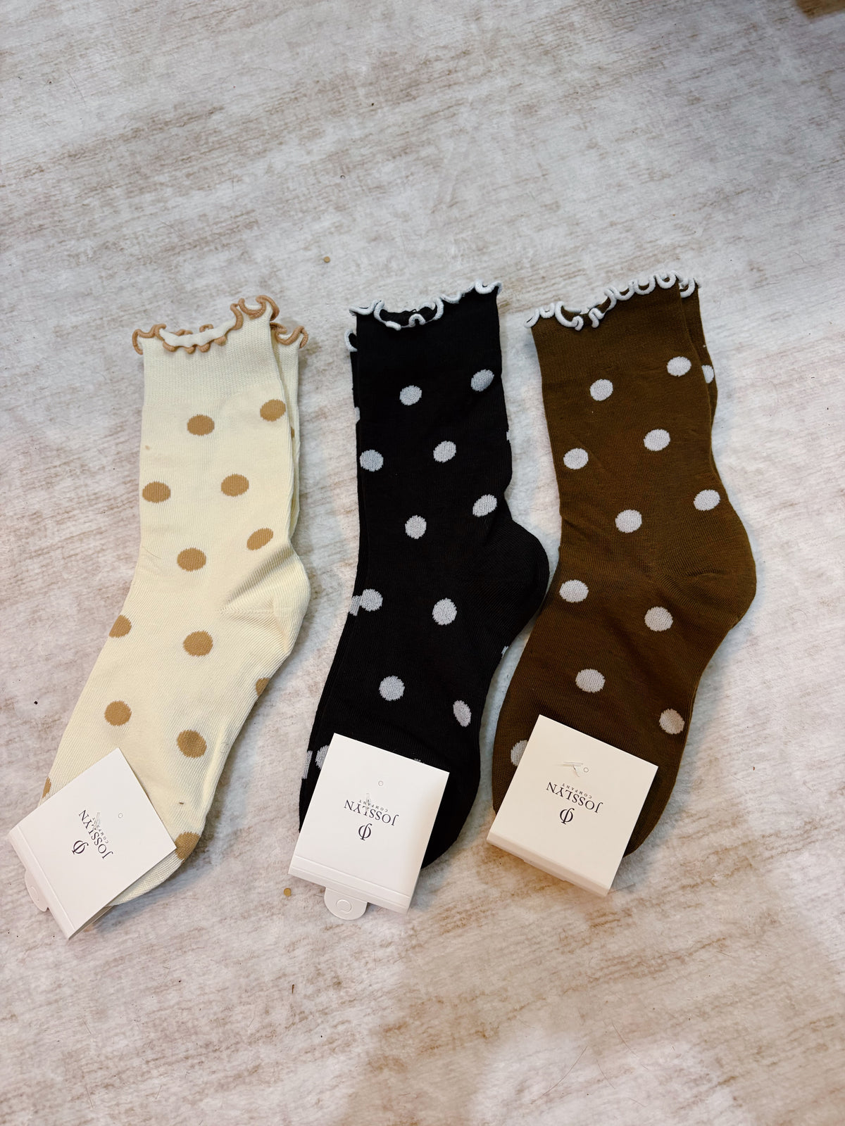 Polka dot ruffle sock