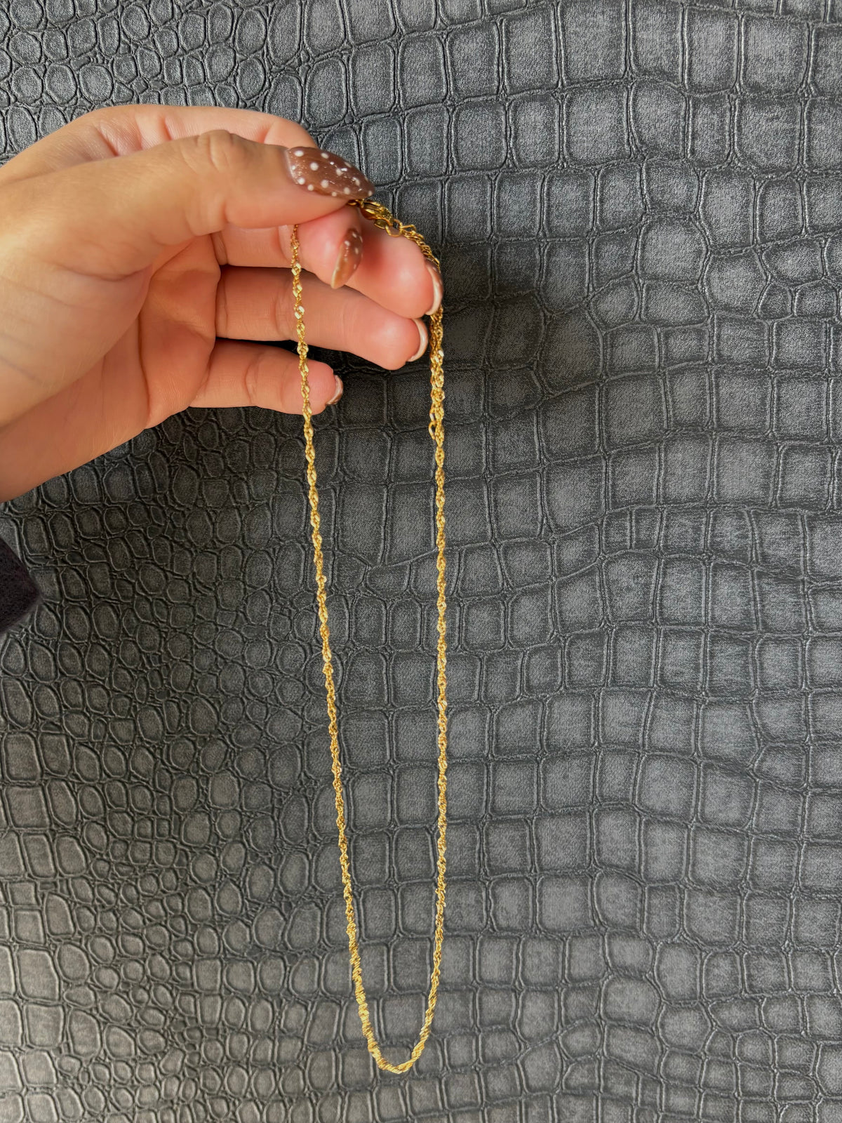 Dainty Gold necklace